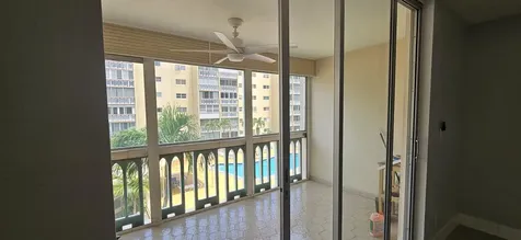 421 NE 14th Avenue Hallandale Beach FL 33009