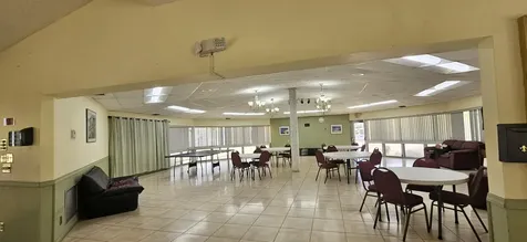 421 NE 14th Avenue Hallandale Beach FL 33009