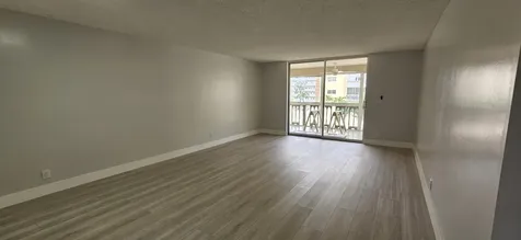 421 NE 14th Avenue Hallandale Beach FL 33009