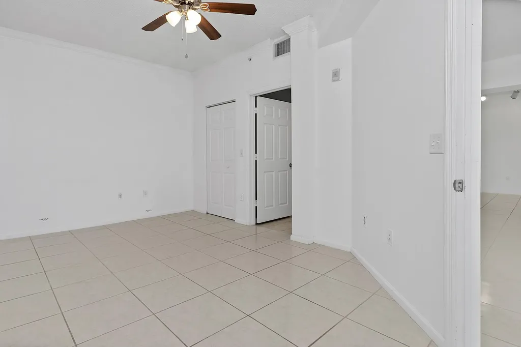 533 NE 3rd Avenue Fort Lauderdale FL 33301