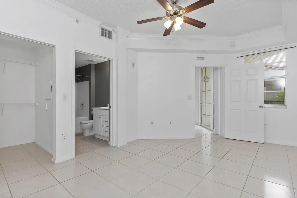 533 NE 3rd Avenue Fort Lauderdale FL 33301