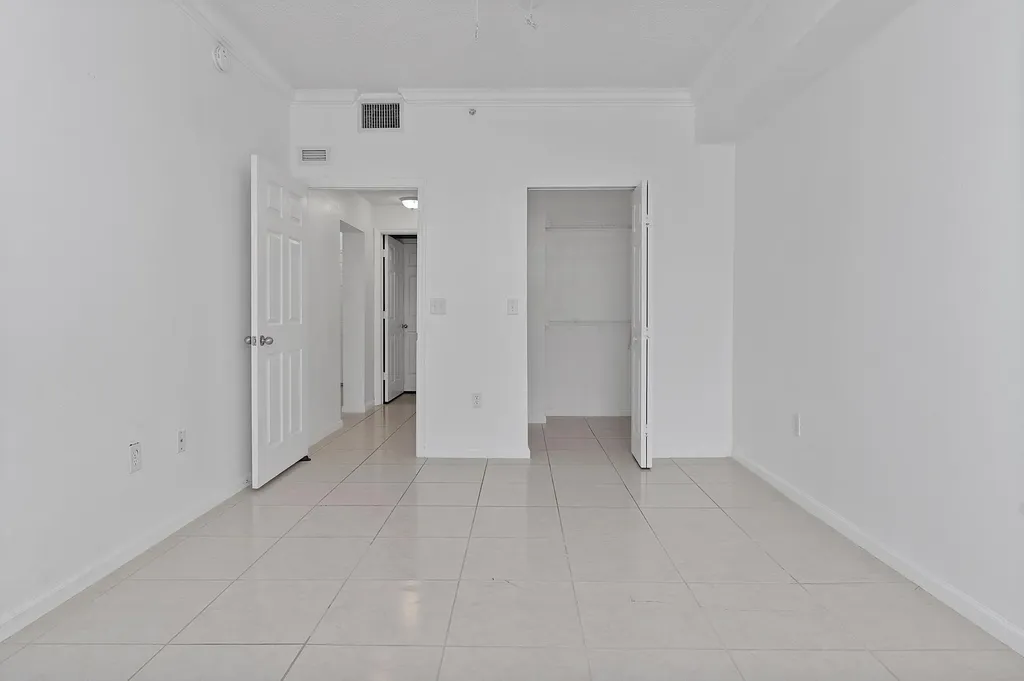 533 NE 3rd Avenue Fort Lauderdale FL 33301