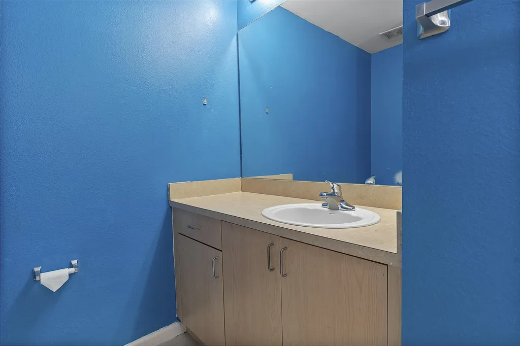 533 NE 3rd Avenue Fort Lauderdale FL 33301