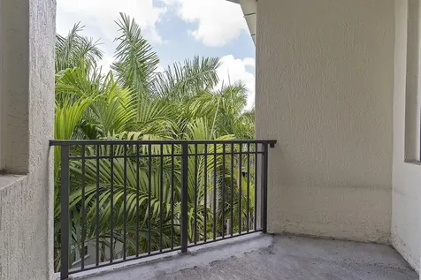 533 NE 3rd Avenue Fort Lauderdale FL 33301
