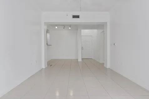 533 NE 3rd Avenue Fort Lauderdale FL 33301