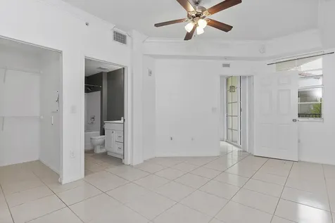 533 NE 3rd Avenue Fort Lauderdale FL 33301