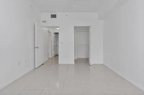 533 NE 3rd Avenue Fort Lauderdale FL 33301