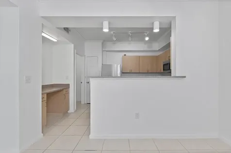 533 NE 3rd Avenue Fort Lauderdale FL 33301