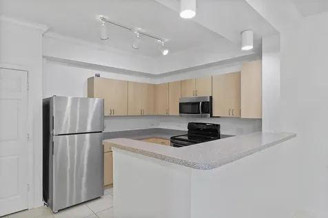 533 NE 3rd Avenue Fort Lauderdale FL 33301