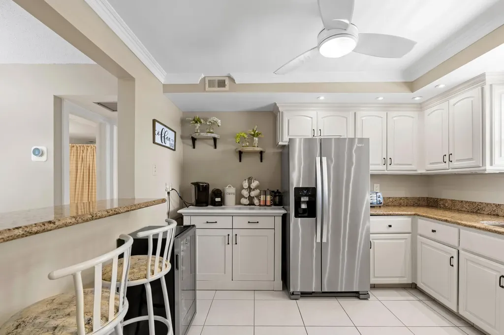 1050 Hillsboro Mile Hillsboro Beach FL 33062