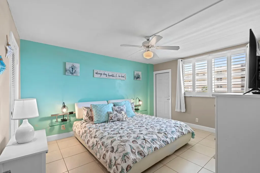 1050 Hillsboro Mile Hillsboro Beach FL 33062
