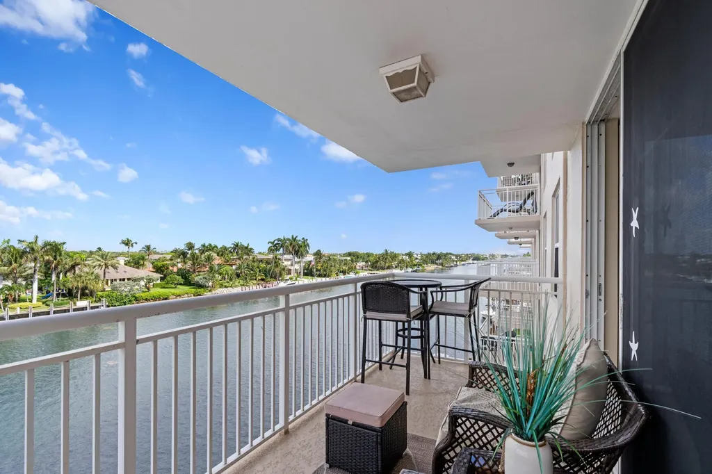 1050 Hillsboro Mile Hillsboro Beach FL 33062