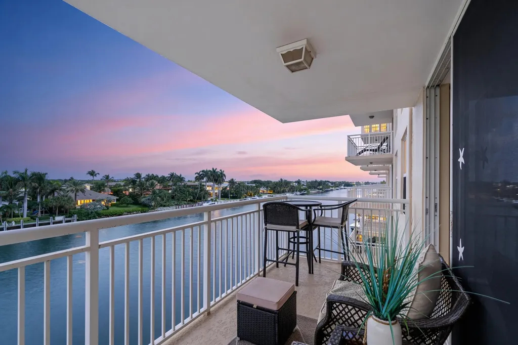 1050 Hillsboro Mile Hillsboro Beach FL 33062