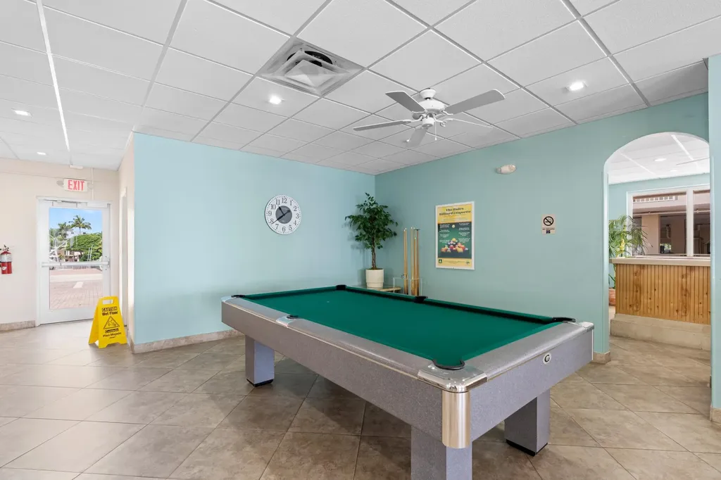 1050 Hillsboro Mile Hillsboro Beach FL 33062