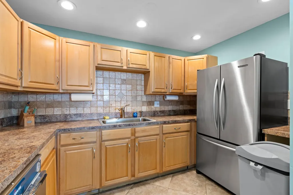 1050 Hillsboro Mile Hillsboro Beach FL 33062