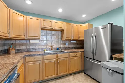 1050 Hillsboro Mile Hillsboro Beach FL 33062