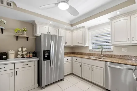 1050 Hillsboro Mile Hillsboro Beach FL 33062