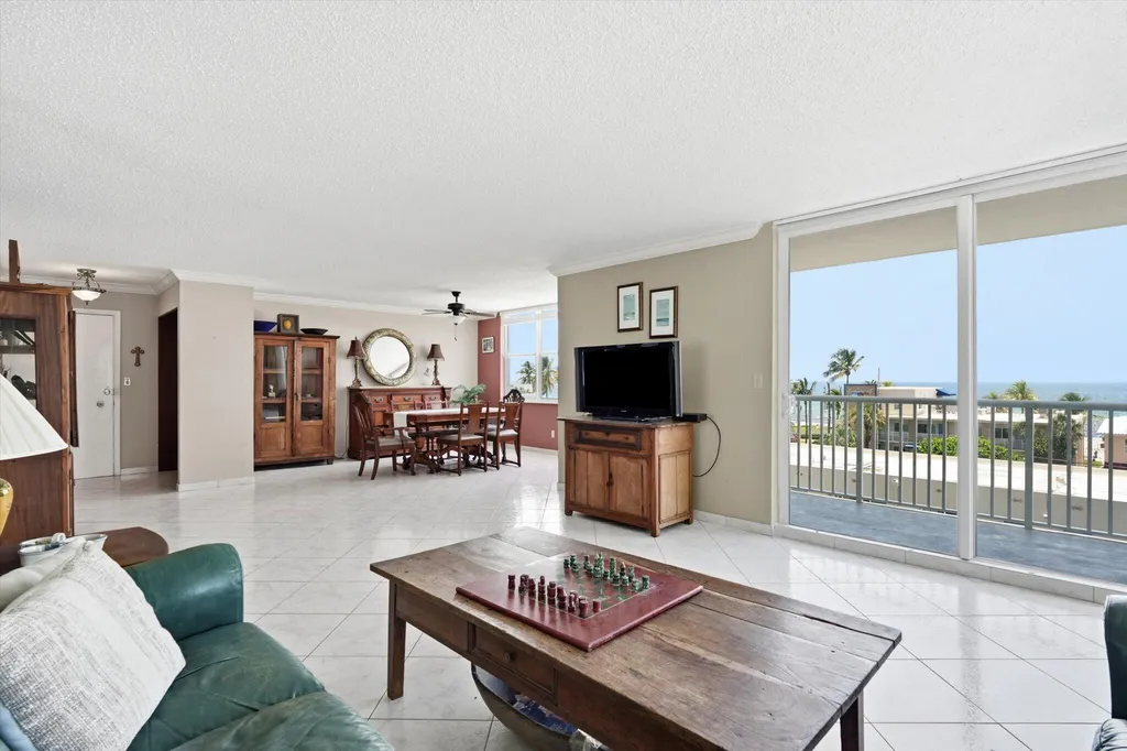 1601 S Ocean Drive Hollywood FL 33019