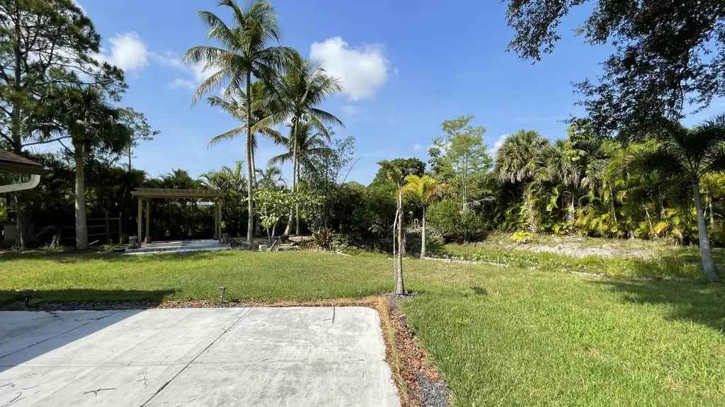 17548 32nd Lane N The Acreage FL 33470