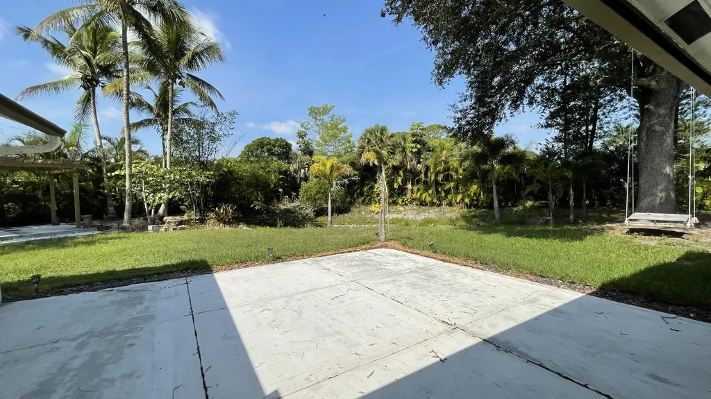 17548 32nd Lane N The Acreage FL 33470