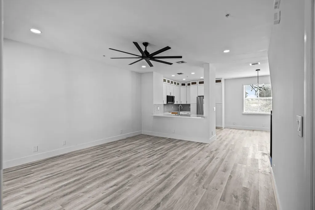 75 NW 4th Avenue Delray Beach FL 33444