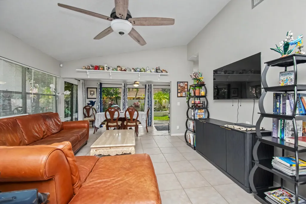 7678 Solimar Circle Boca Raton FL 33433