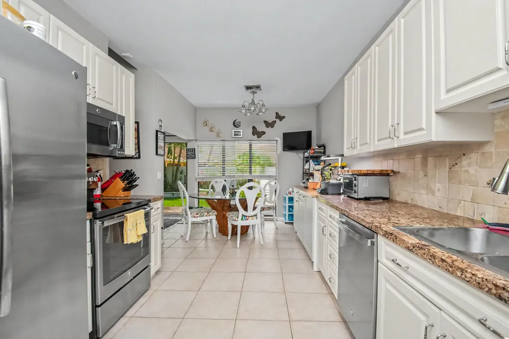 7678 Solimar Circle Boca Raton FL 33433
