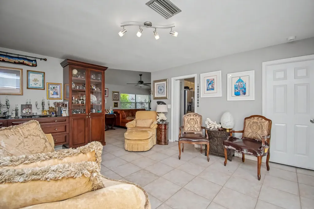 7678 Solimar Circle Boca Raton FL 33433