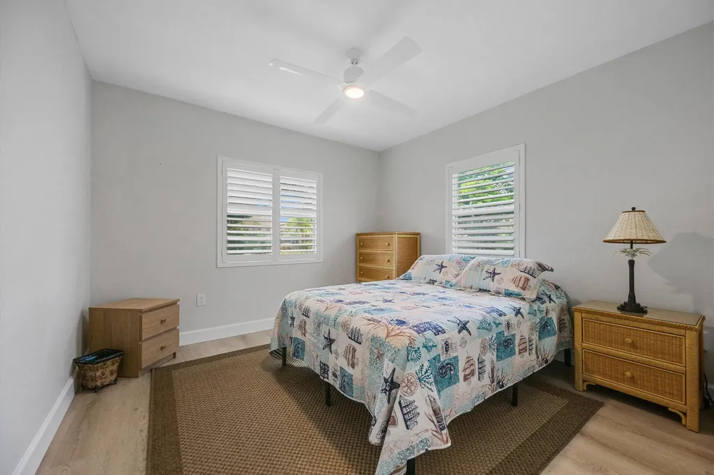 611 N Palmway Lake Worth Beach FL 33460
