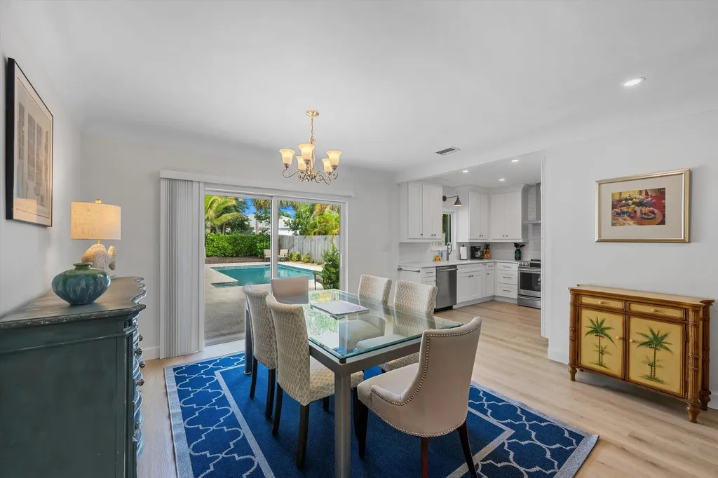 611 N Palmway Lake Worth Beach FL 33460