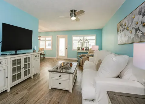 28 Vista Gardens Trail Vero Beach FL 32962