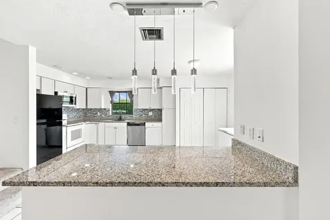 2716 Yale Lane Boynton Beach FL 33426