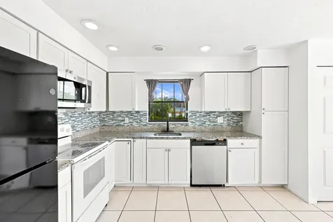 2716 Yale Lane Boynton Beach FL 33426