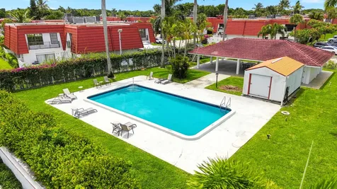 2716 Yale Lane Boynton Beach FL 33426