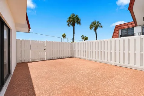 2716 Yale Lane Boynton Beach FL 33426