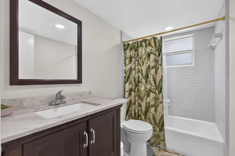 9860 Honeysuckle Avenue Palm Beach Gardens FL 33410