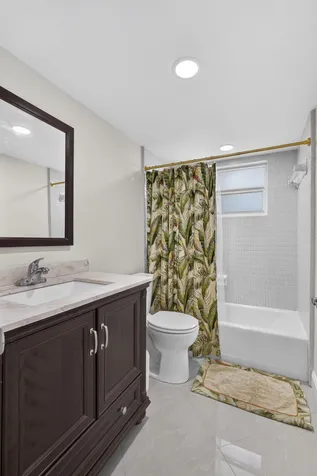 9860 Honeysuckle Avenue Palm Beach Gardens FL 33410
