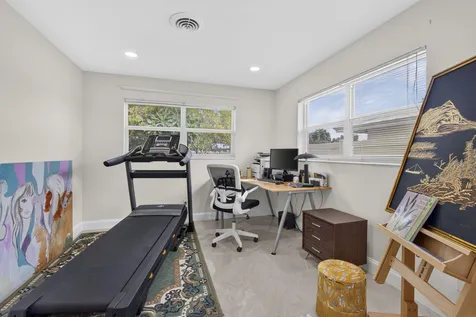 9860 Honeysuckle Avenue Palm Beach Gardens FL 33410