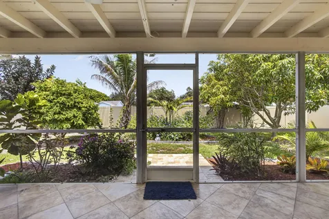 9860 Honeysuckle Avenue Palm Beach Gardens FL 33410