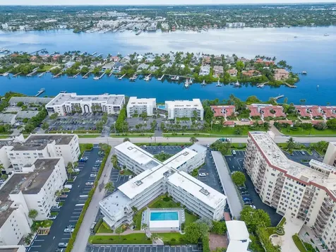 3500 S Ocean Boulevard South Palm Beach FL 33480