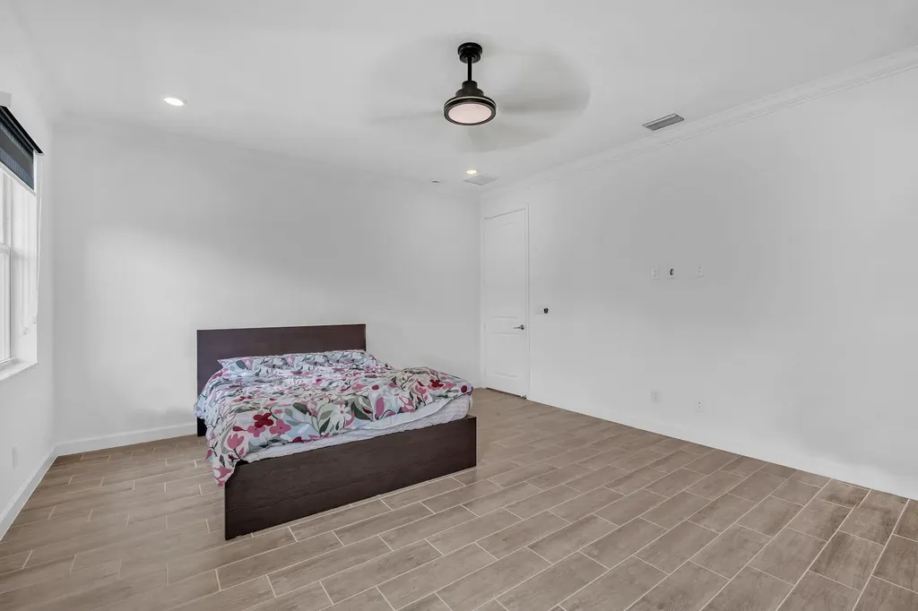 19270 Rolling Acres Road The Acreage FL 33470