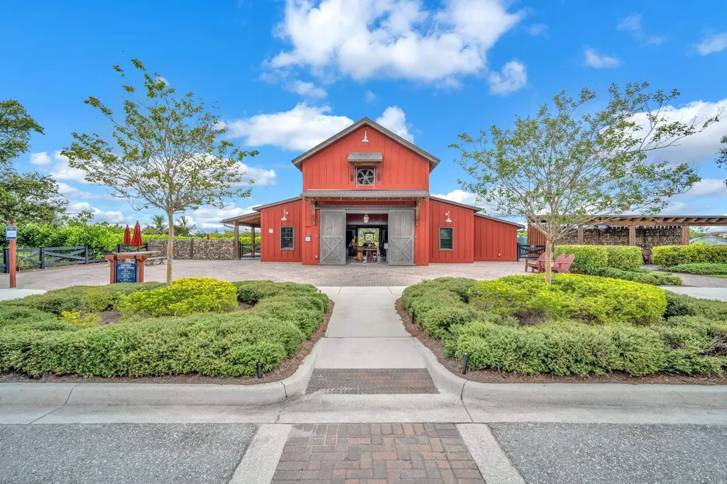 19270 Rolling Acres Road The Acreage FL 33470