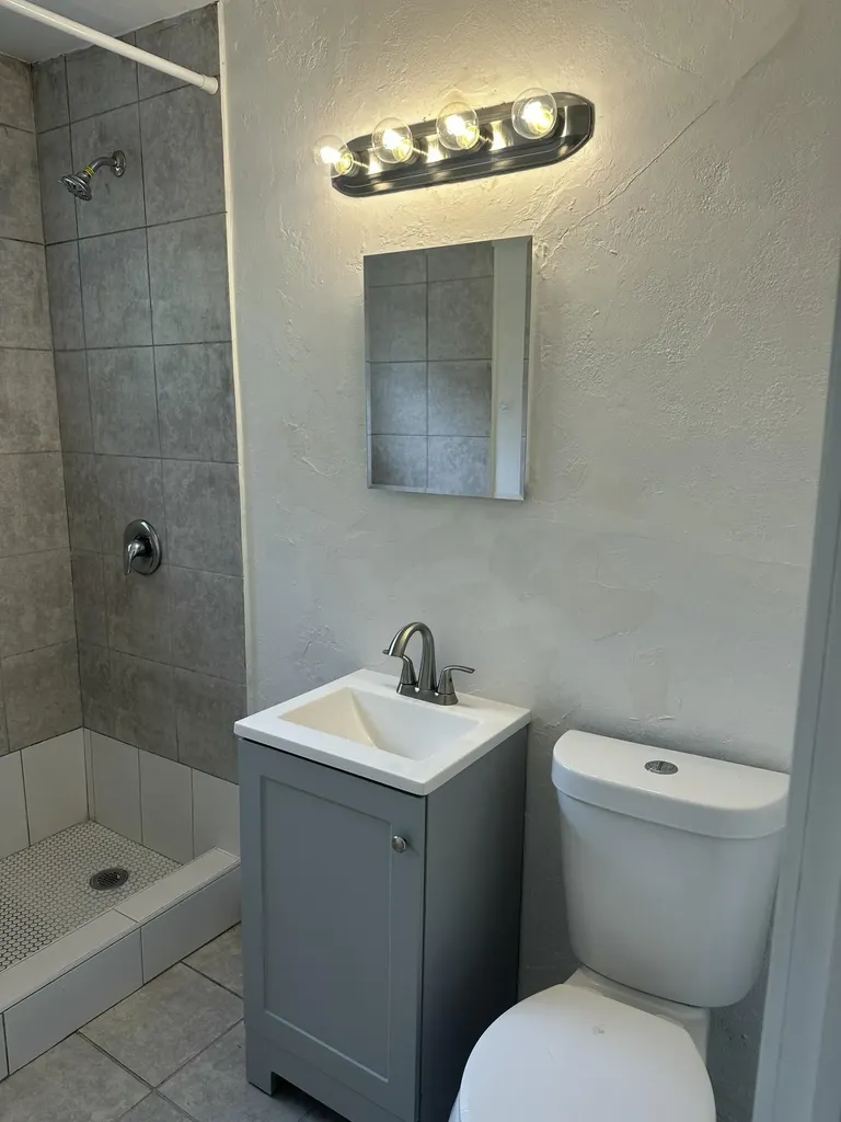 815 4th Street West Palm Beach FL 33401