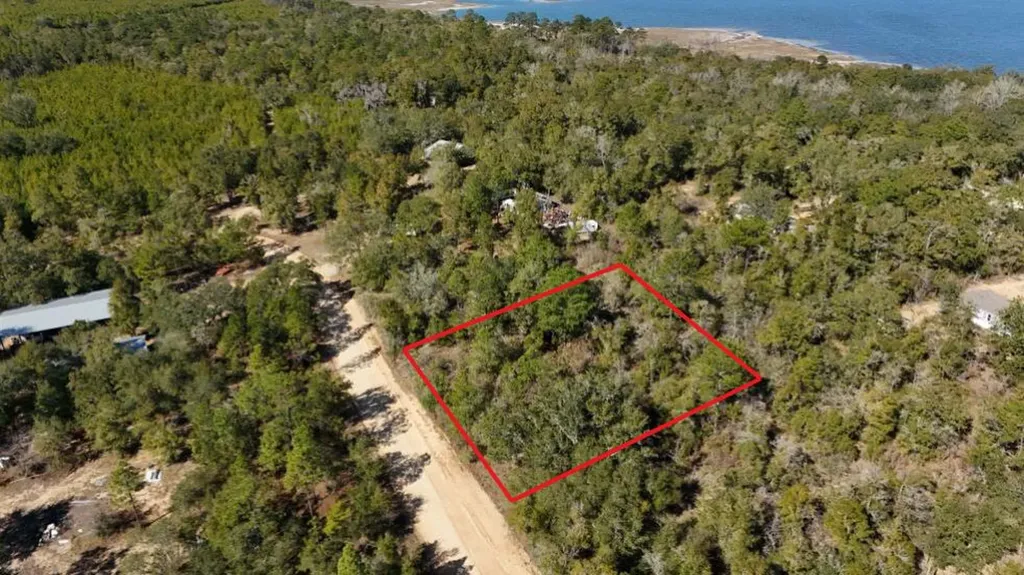 0 Stewart Lake Road Chipley FL 32428