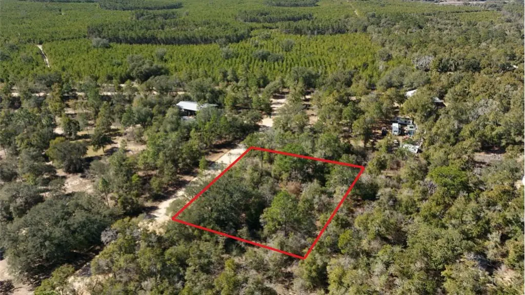 0 Stewart Lake Road Chipley FL 32428