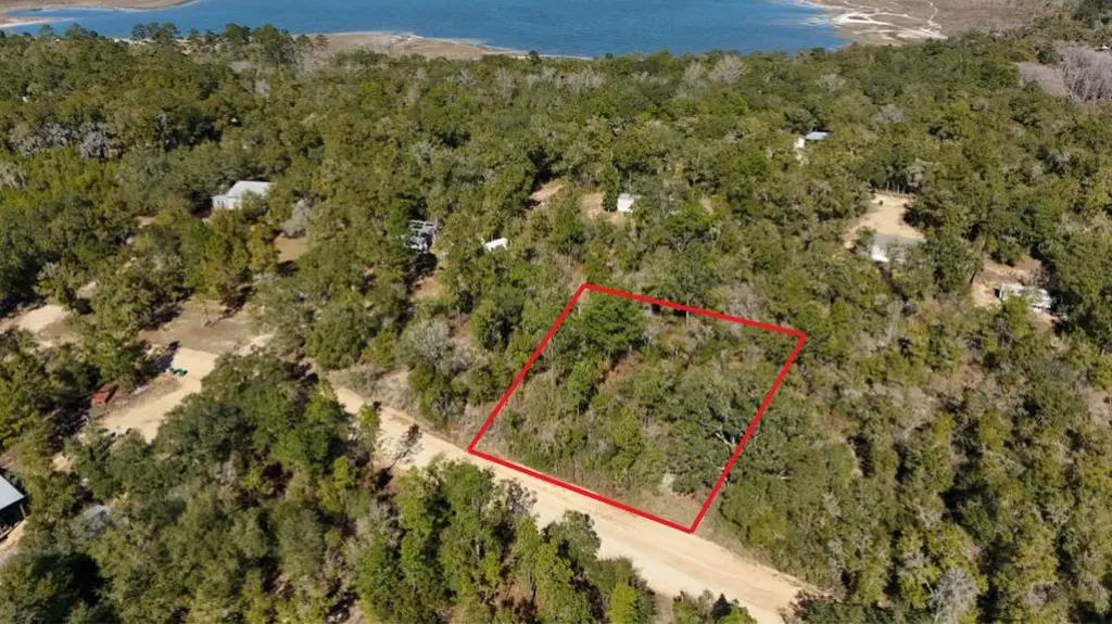 0 Stewart Lake Road Chipley FL 32428
