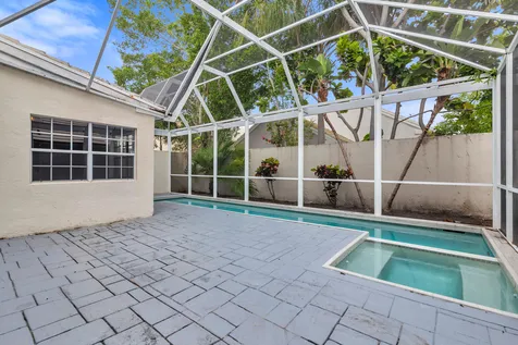 22 Selby Lane Palm Beach Gardens FL 33418