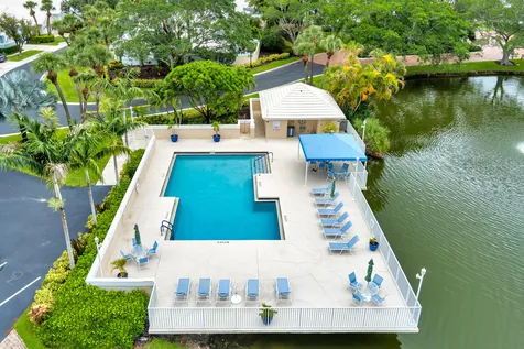 22 Selby Lane Palm Beach Gardens FL 33418