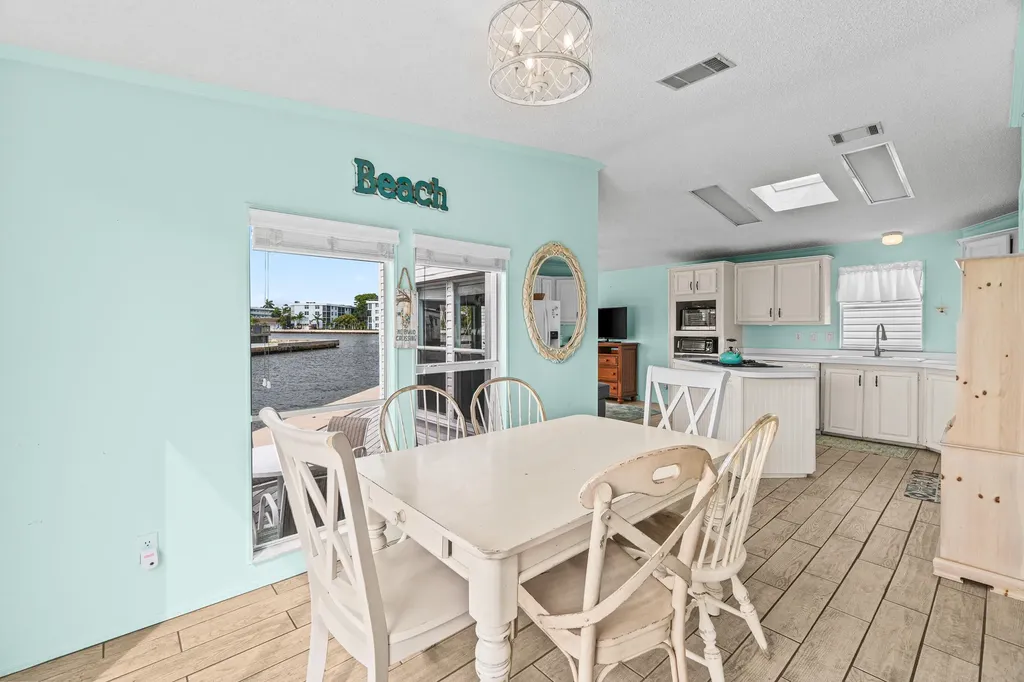 207 Mallard Drive Briny Breezes FL 33435