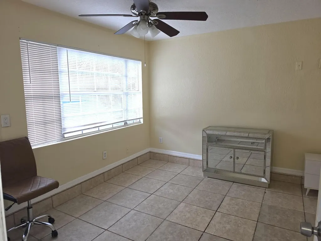 814 Poplar Drive Lake Park FL 33403